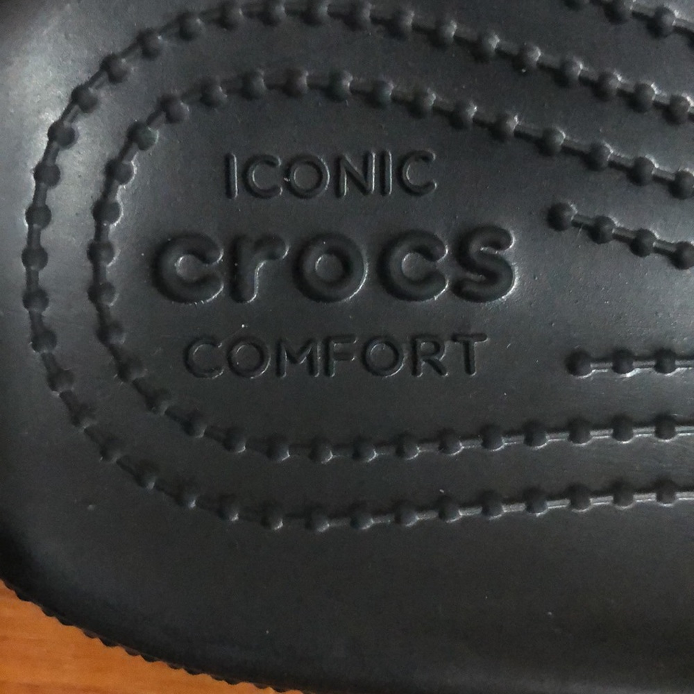 Crocs slides size 7 - Picture 5 of 5